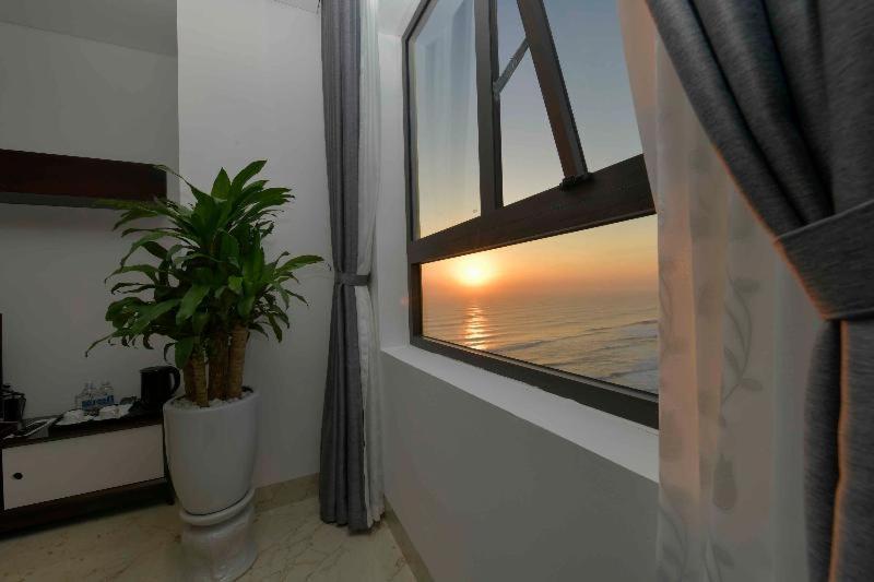 Eden Ocean View Hotel Da Nang Habitación foto